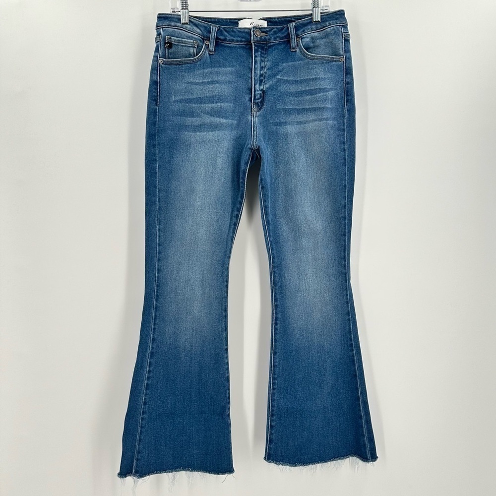 KanCan Women’s Medium Wash Flare Raw Hem High Rise Jeans Size 15/31